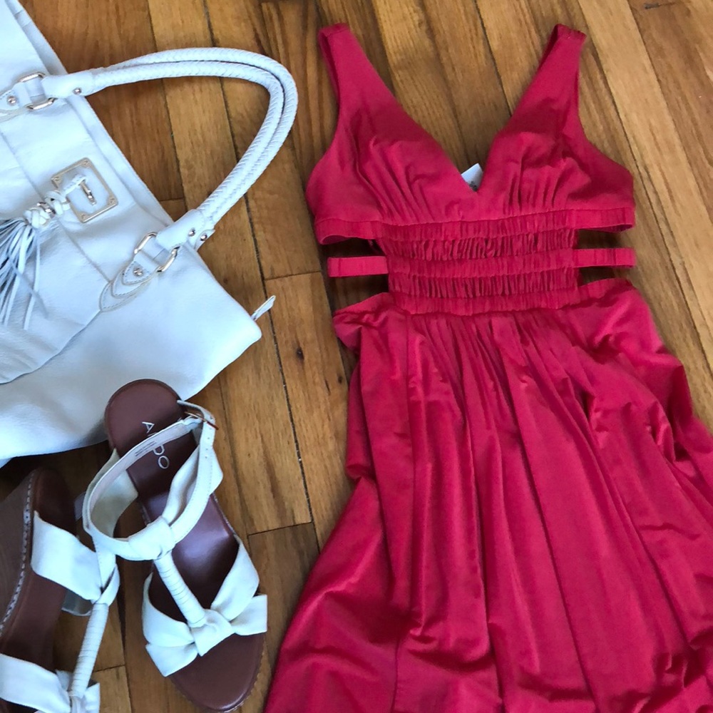 ONLY $$$ 40 $$$😲✨ BCBG sexy dress ✨